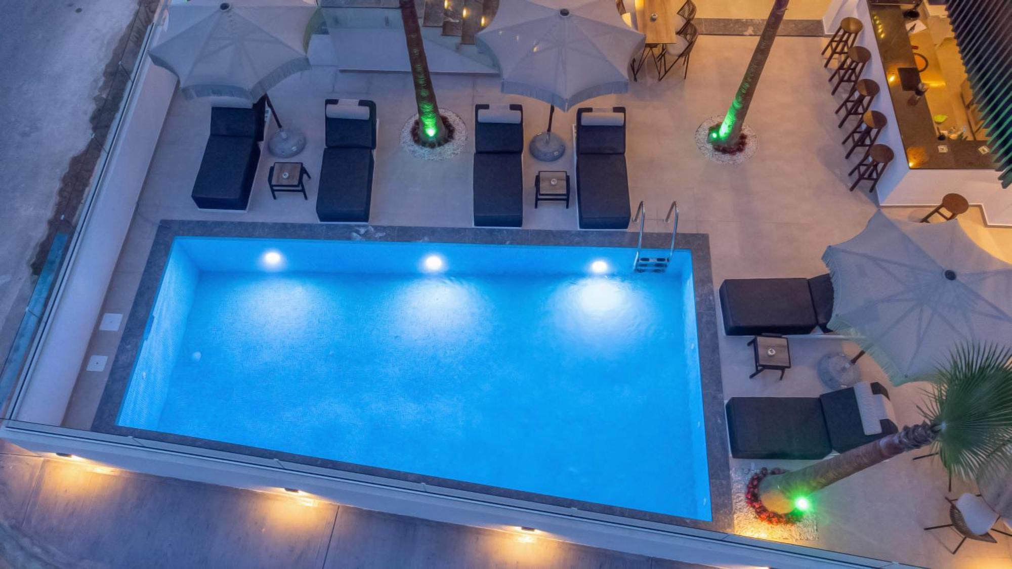 Апарт отель Luminous Luxury Living Kallithea  Экстерьер фото