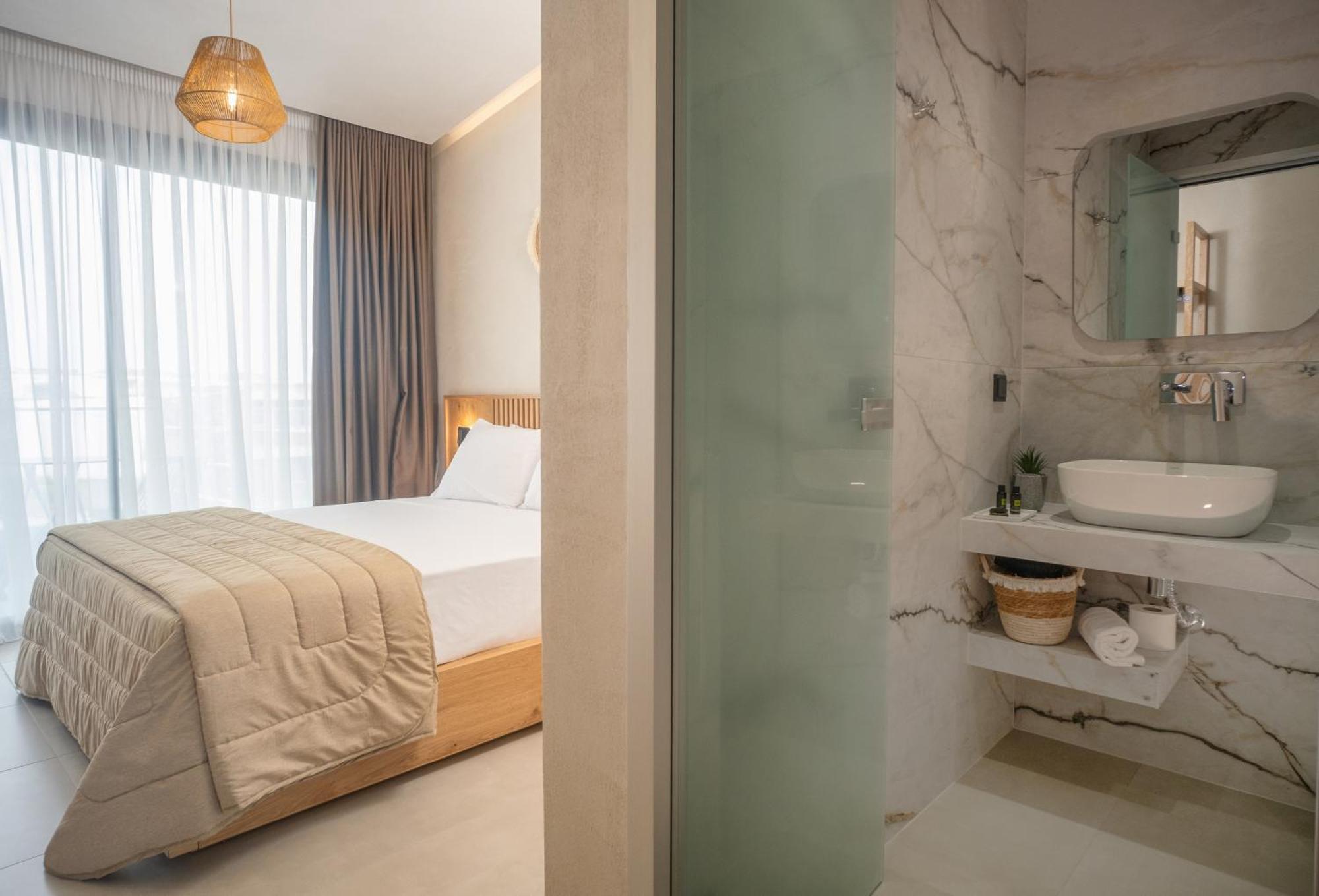 Апарт отель Luminous Luxury Living Kallithea  Экстерьер фото
